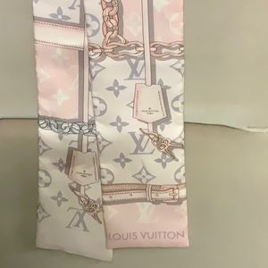 Louis Vuitton twilly - authentic